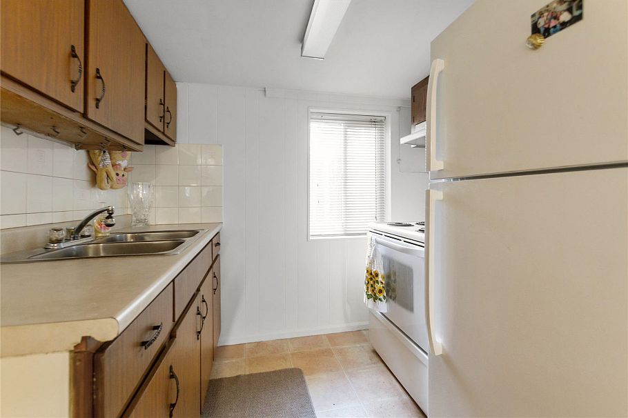 2461 Dundas Street Vancouver, BC - 16
