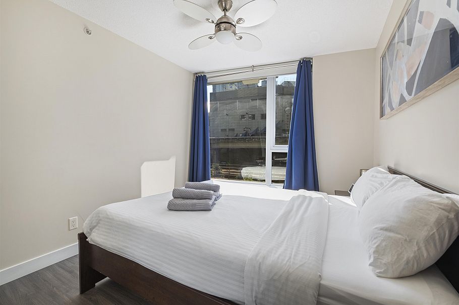 305 689 Abbott Street Vancouver, BC - 12