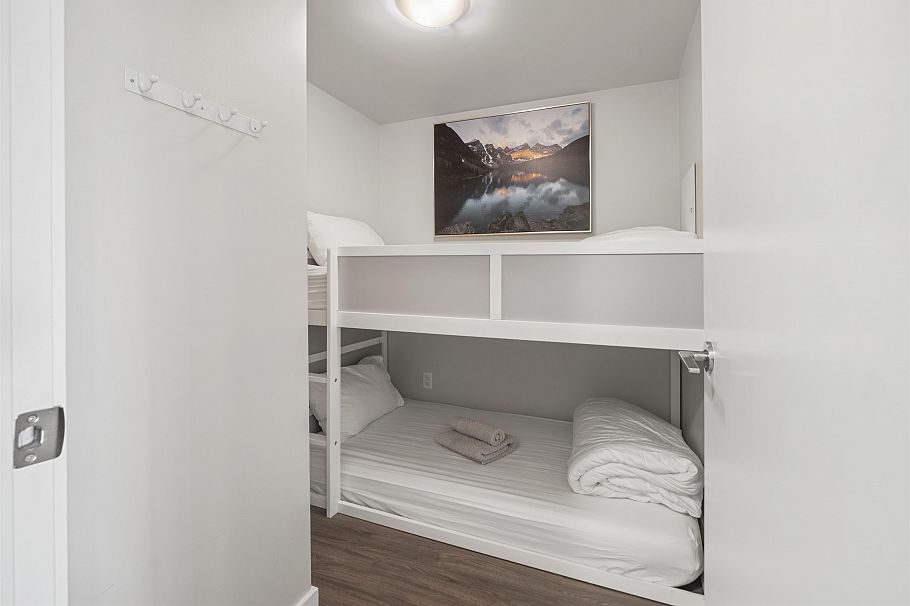 305 689 Abbott Street Vancouver, BC - 9