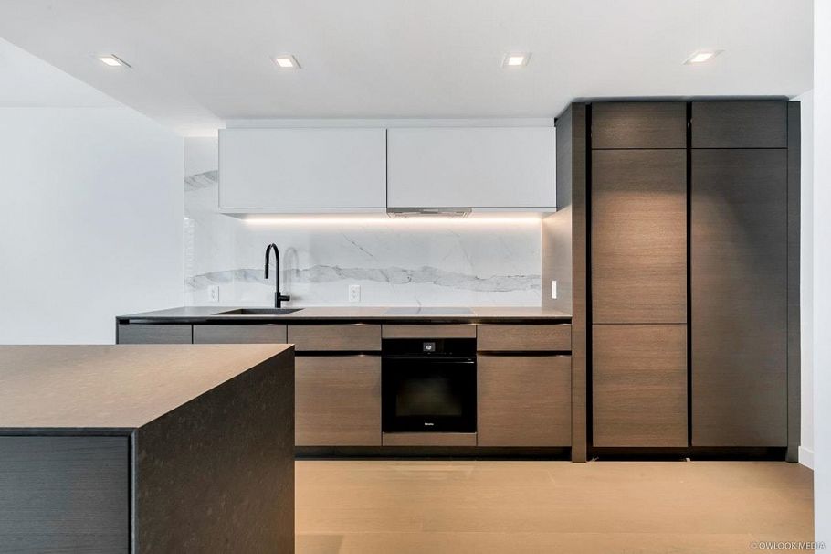 1504 620 Cardero Street Vancouver, BC - 5