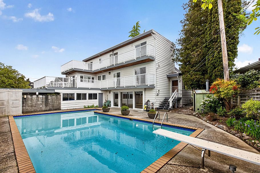 642 W 53rd Avenue Vancouver, BC - 35