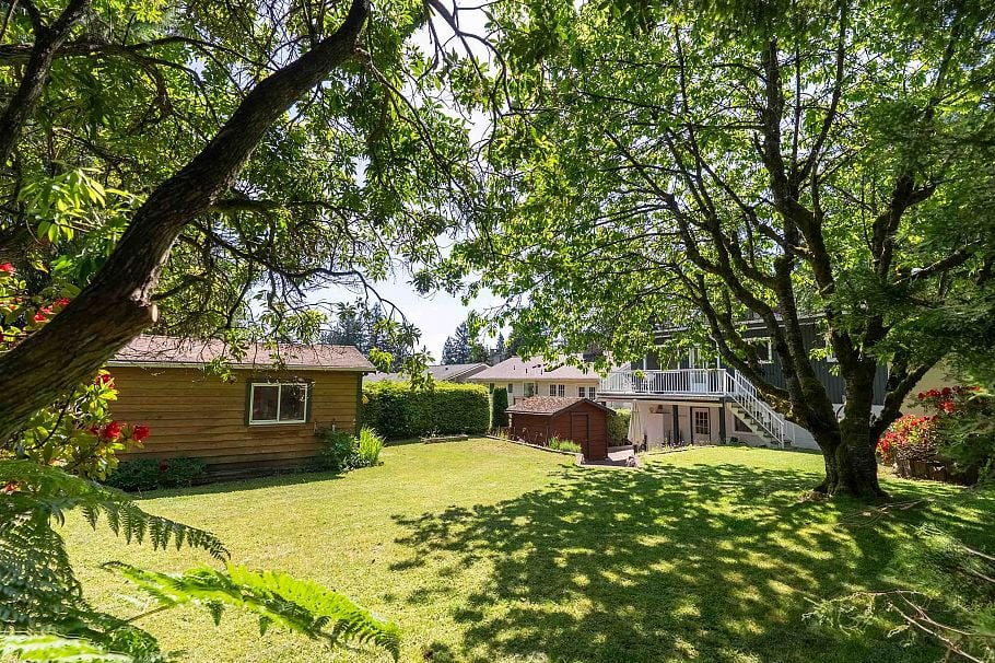 646 E Windsor Road North Vancouver, BC - 1