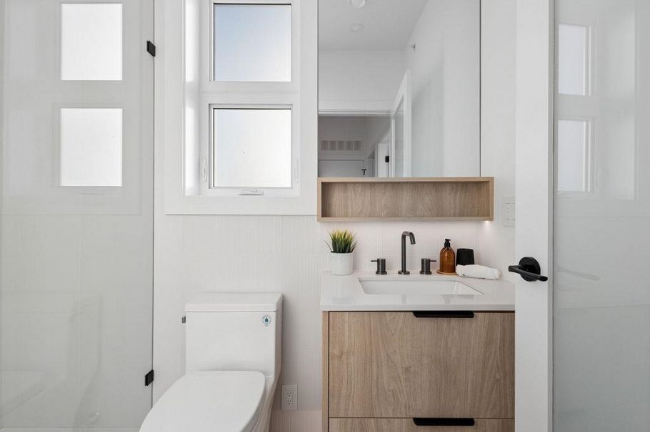 2754 Graveley Street Vancouver, BC - 21