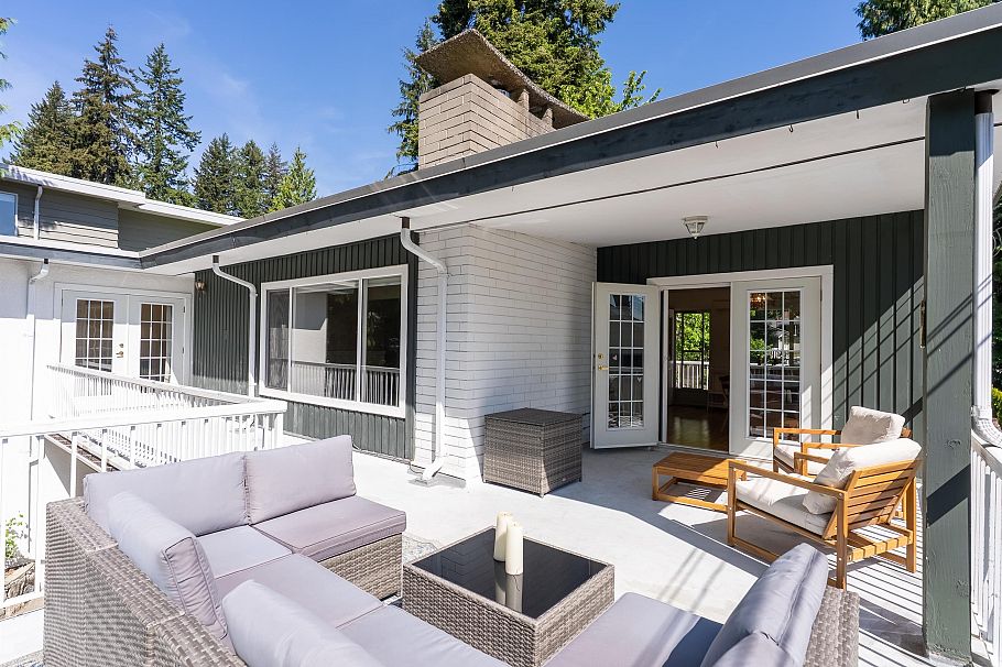 646 E Windsor Road North Vancouver, BC - 13