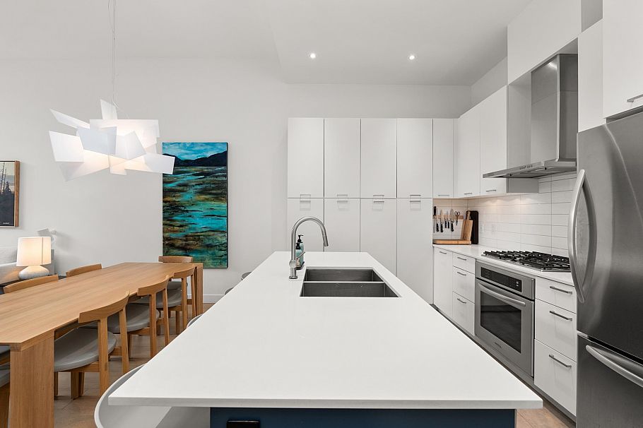 TH6 2349 Scotia Street Vancouver, BC - 11