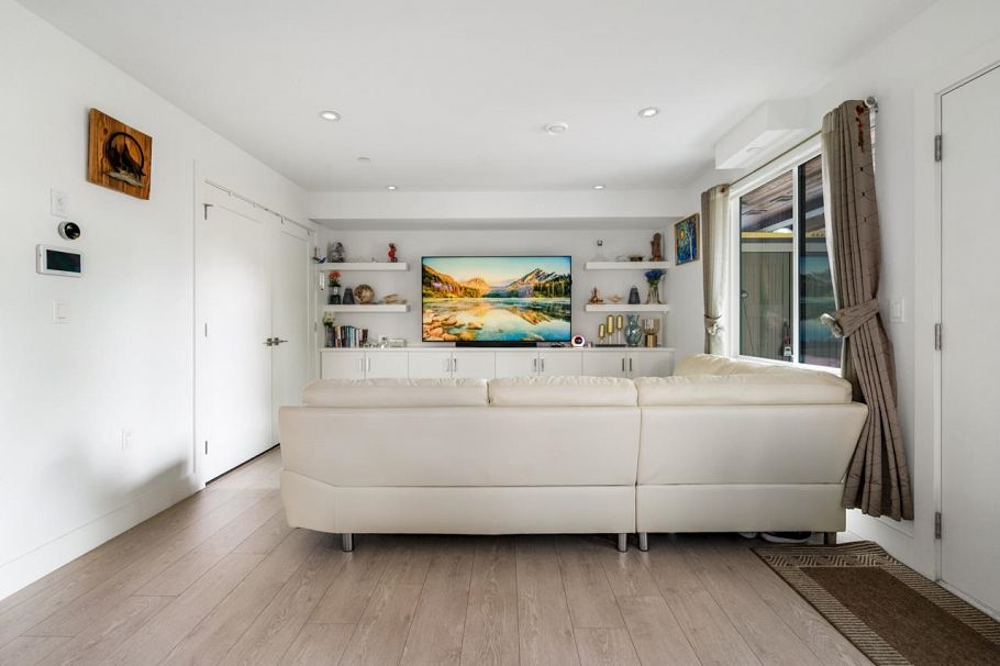 4728 Duchess Street Vancouver, BC - 13