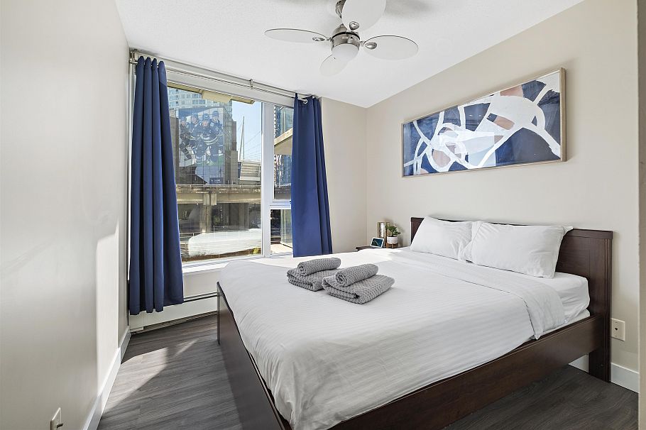 305 689 Abbott Street Vancouver, BC - 11