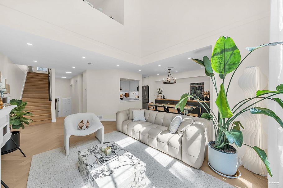 3460 Amberly Place Vancouver, BC - 1
