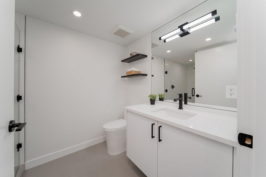 2280 Blenheim Street Vancouver, BC - 27