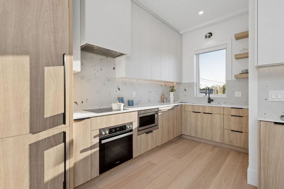 2754 Graveley Street Vancouver, BC - 10