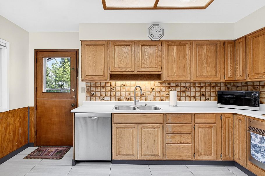 642 W 53rd Avenue Vancouver, BC - 14