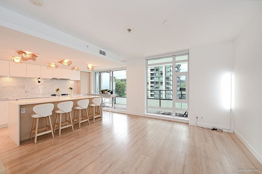 606 1500 Fern Street North Vancouver, BC - 4