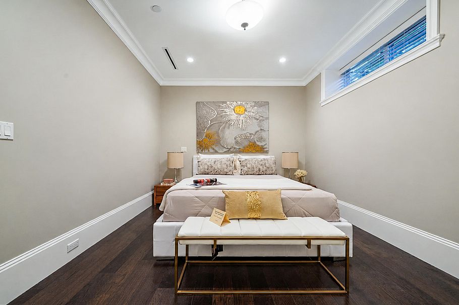 1657 W 58th Avenue Vancouver, BC - 33