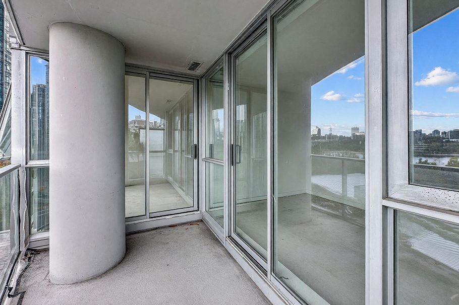 708 1408 Strathmore Mews Vancouver, BC - 17