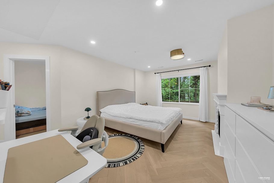 3460 Amberly Place Vancouver, BC - 17