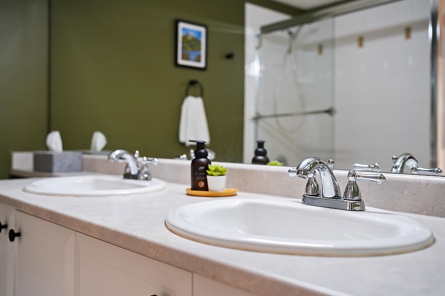 3 1005 Lynn Valley Road North Vancouver, BC - 23