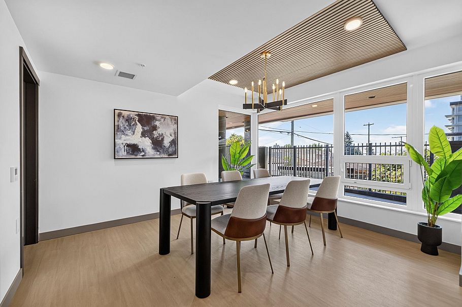 202 8030 Oak Street Vancouver, BC - 25