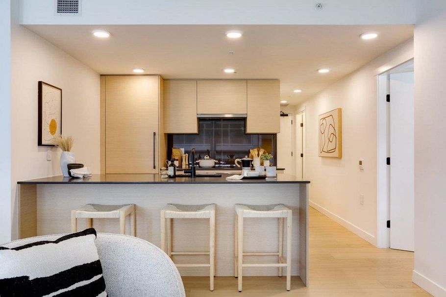 208 8080 Oak Street Vancouver, BC - 9