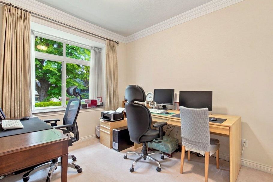 3262 W 12th Avenue Vancouver, BC - 17