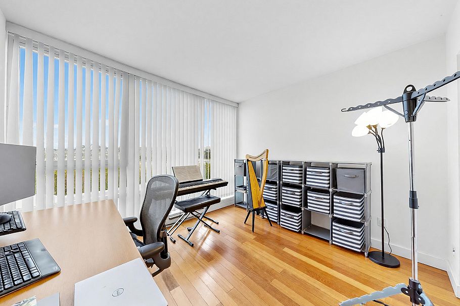 708 1408 Strathmore Mews Vancouver, BC - 8