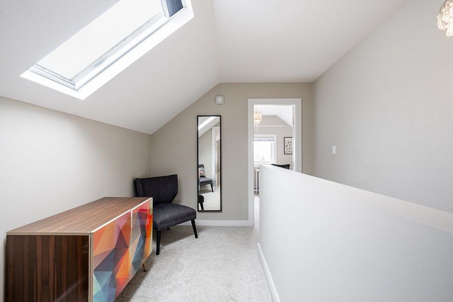 457 E 11th Street North Vancouver, BC - 20