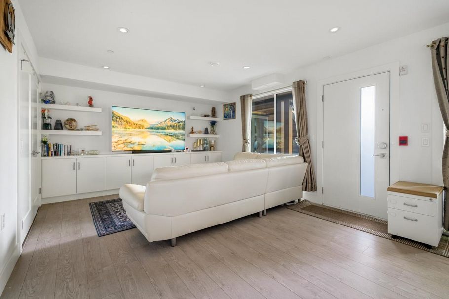 4728 Duchess Street Vancouver, BC - 14