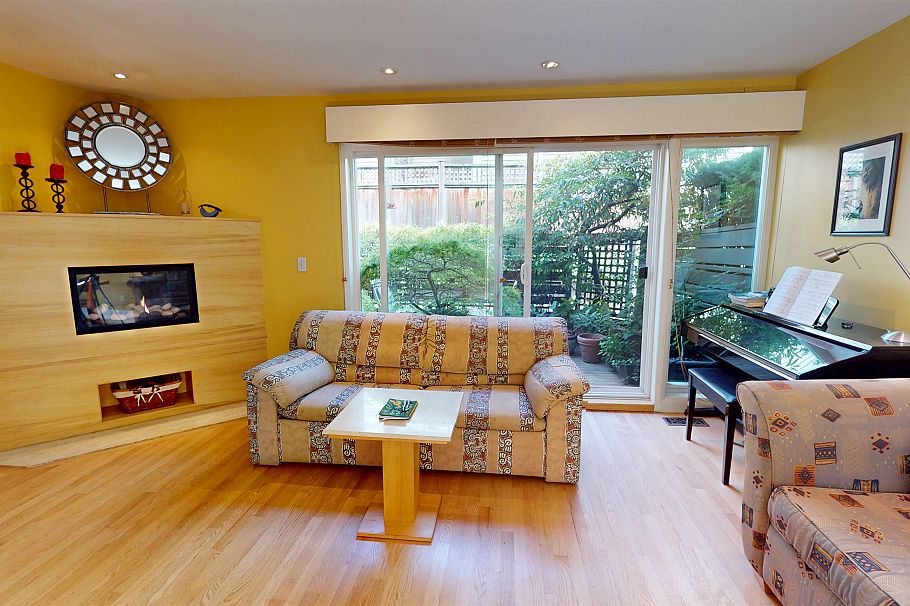 1339 Chestnut Street Vancouver, BC - 3
