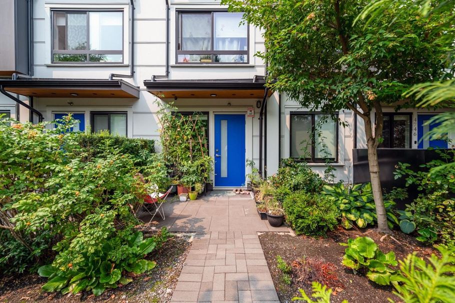4728 Duchess Street Vancouver, BC - 8