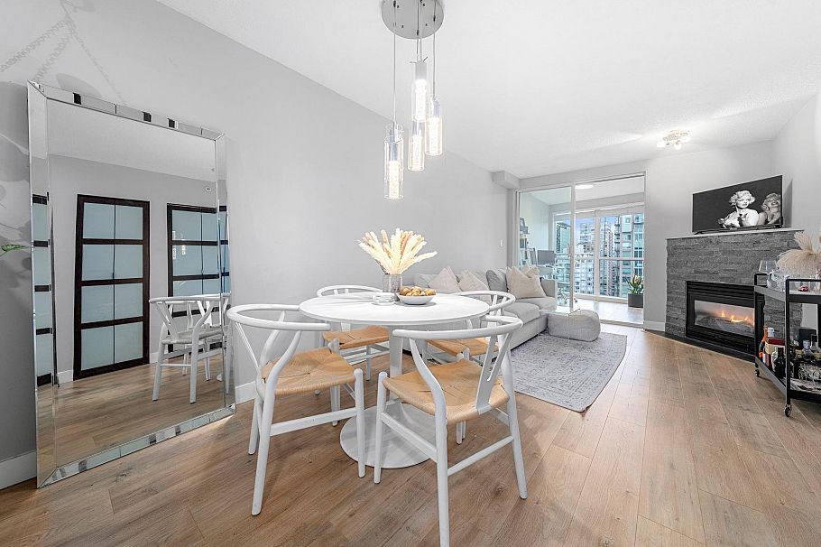 2803 939 Homer Street Vancouver, BC - 2