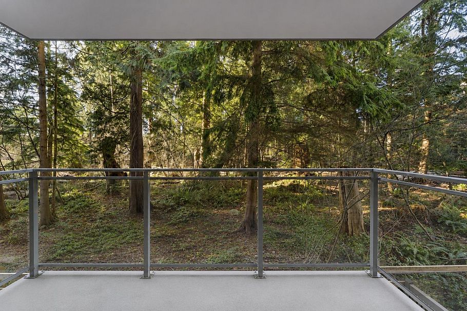 208 2375 Emery Court North Vancouver, BC - 16