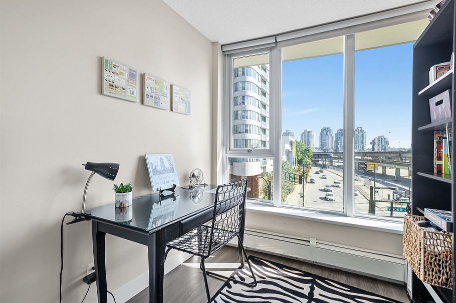 305 689 Abbott Street Vancouver, BC - 15