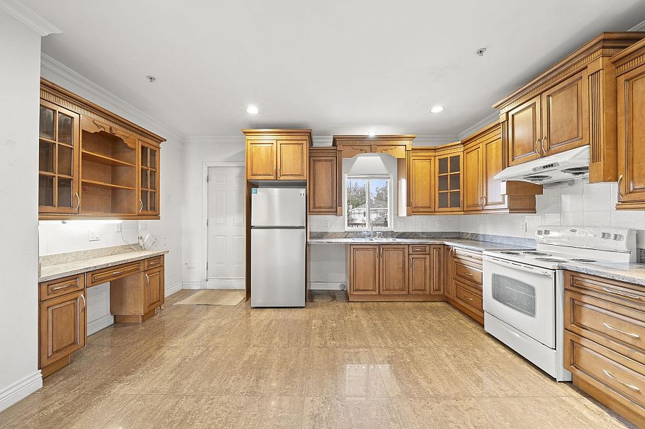 2772 Triumph Street Vancouver, BC - 14