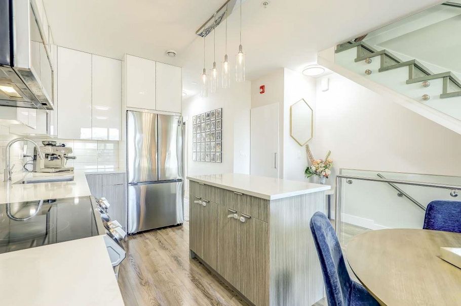 2288 E 33rd Avenue Vancouver, BC - 8
