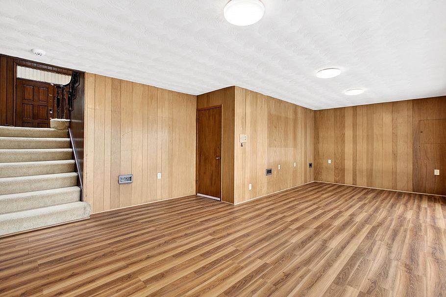 642 W 53rd Avenue Vancouver, BC - 27