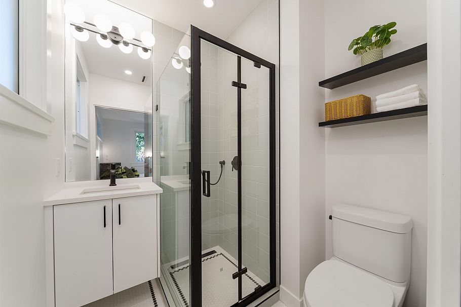 2280 Blenheim Street Vancouver, BC - 10