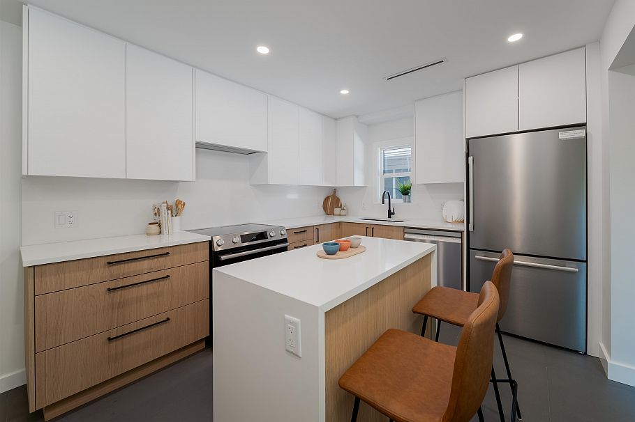 2280 Blenheim Street Vancouver, BC - 4