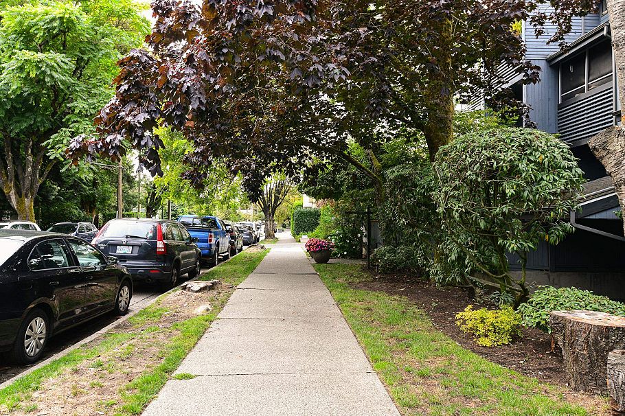 209 2173 W 6 Avenue Vancouver, BC - 38