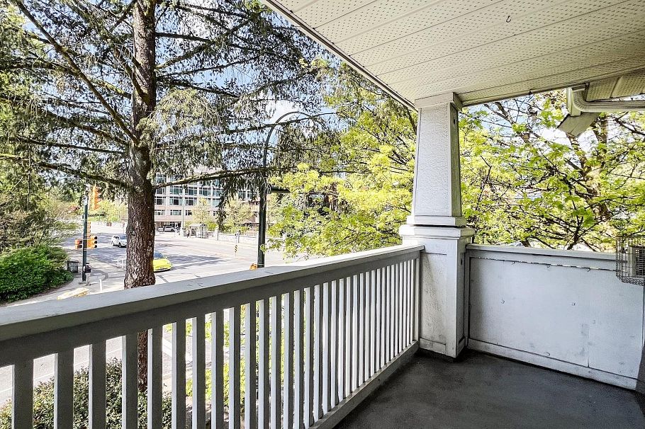 306 1111 Lynn Valley Road North Vancouver, BC - 24