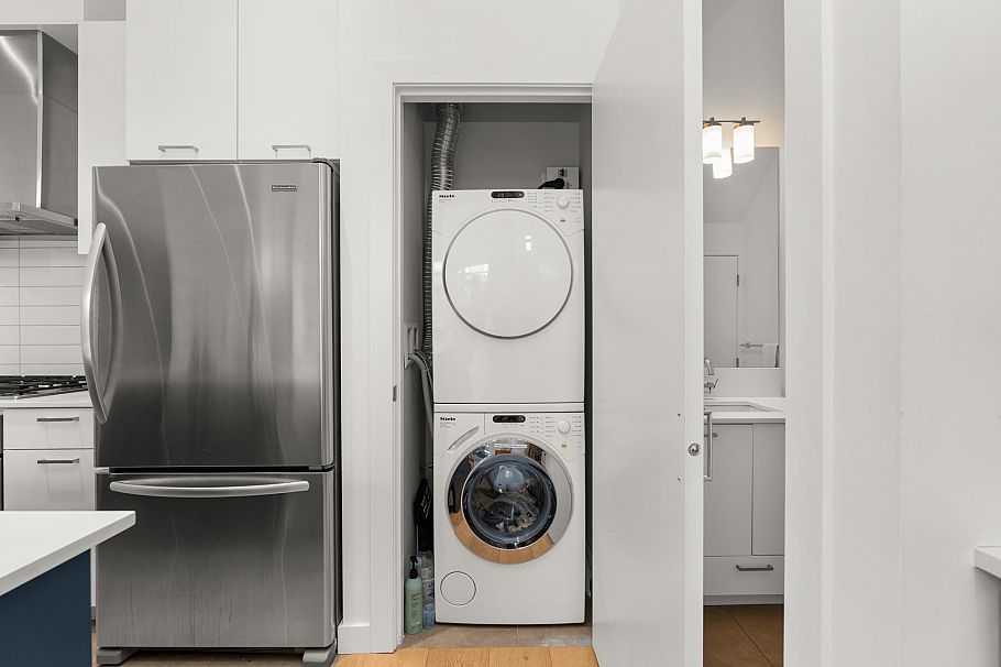 TH6 2349 Scotia Street Vancouver, BC - 15