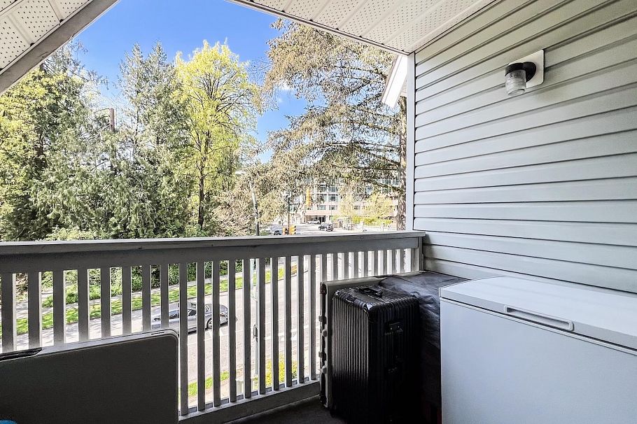 306 1111 Lynn Valley Road North Vancouver, BC - 23
