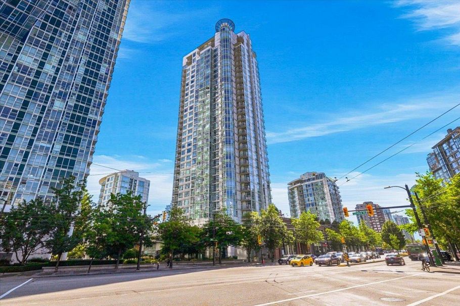 2503 198 Aquarius Mews Vancouver, BC - 21