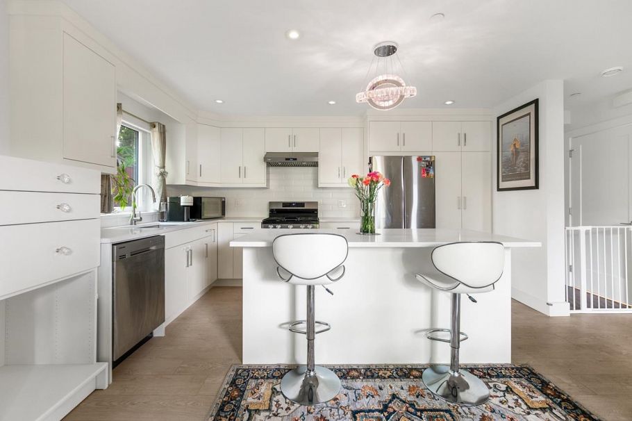 4728 Duchess Street Vancouver, BC - 20