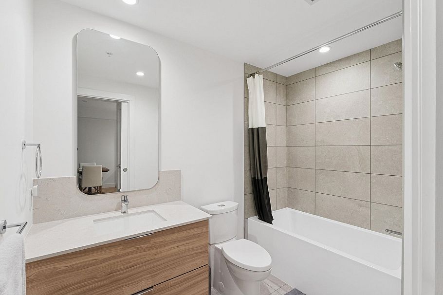208 2375 Emery Court North Vancouver, BC - 12