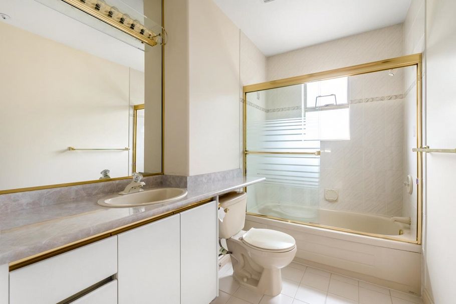 6520 Doman Street Vancouver, BC - 31