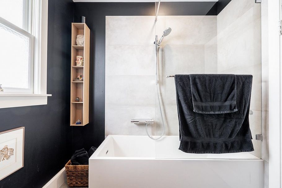457 E 11th Street North Vancouver, BC - 15