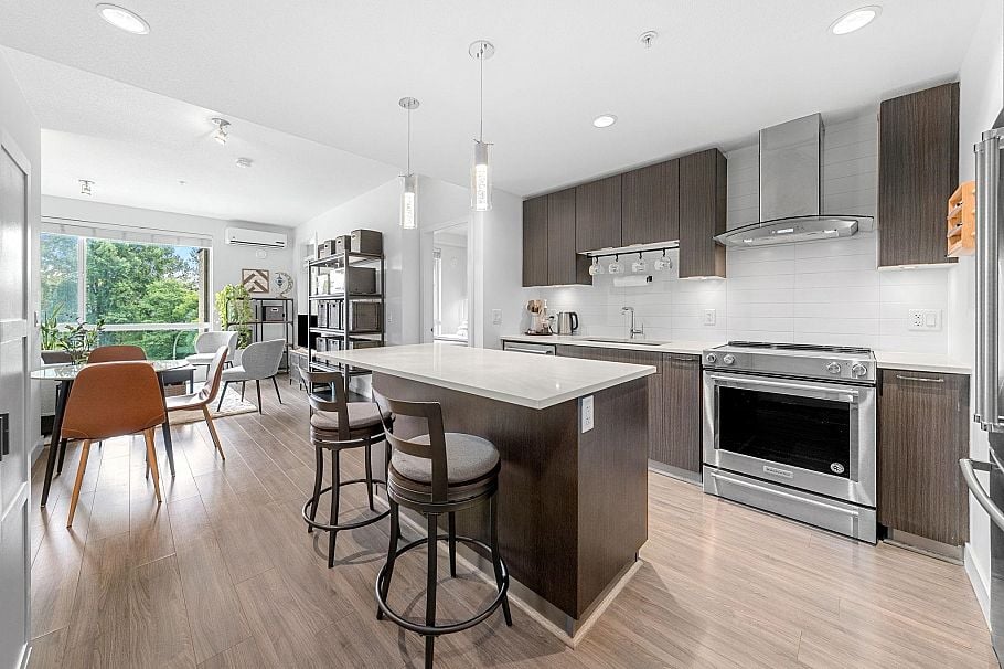 412 719 W 3rd Street North Vancouver, BC - 5