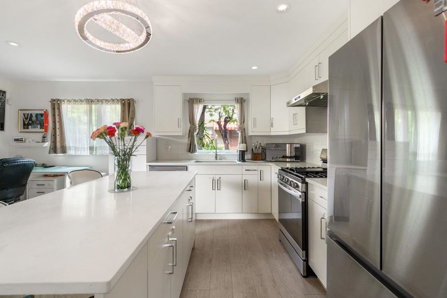 4728 Duchess Street Vancouver, BC - 21
