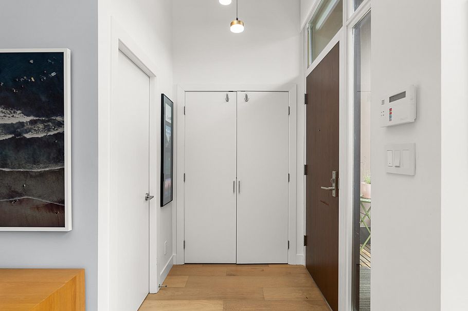 TH6 2349 Scotia Street Vancouver, BC - 2