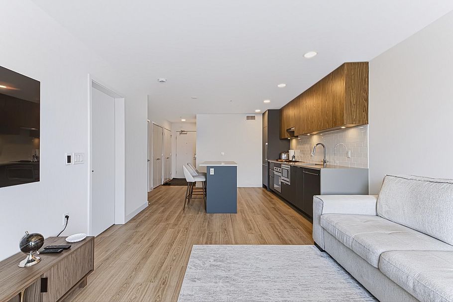 406 2419 Grant Street Vancouver, BC - 8