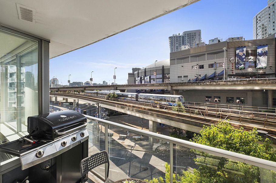 305 689 Abbott Street Vancouver, BC - 16